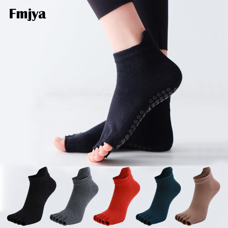 Yoga Socks Half Toe Anti-Slip  - Yoga Fitness Gym บทวิจารณ์และราคา