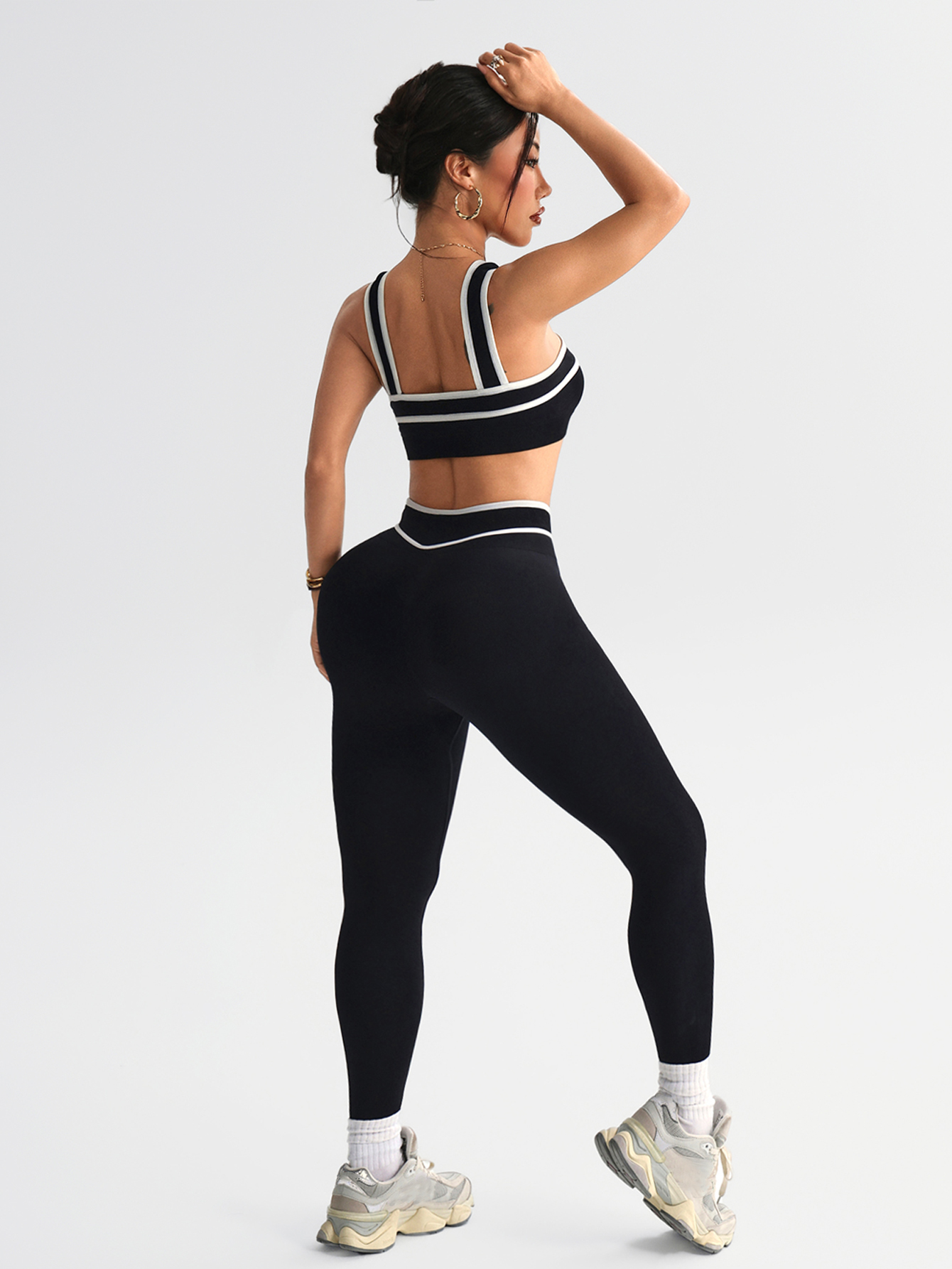 2 pcs Women Seamless Yoga Sets - Yoga Fitness Zumba บทวิจารณ์และราคา